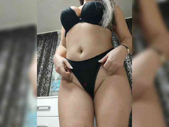 ProstoLolkaXXX webcam