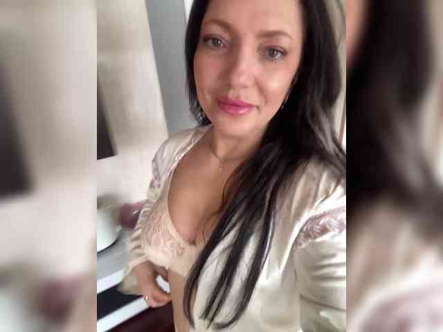 ProstoLolkaXXX webcam