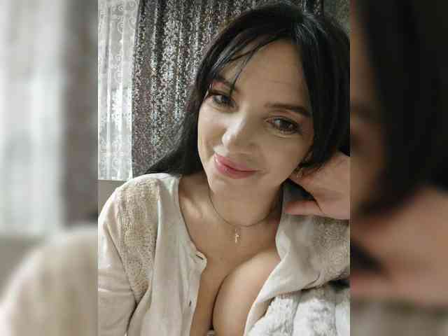 Lalili Live Webcam on BongaCams