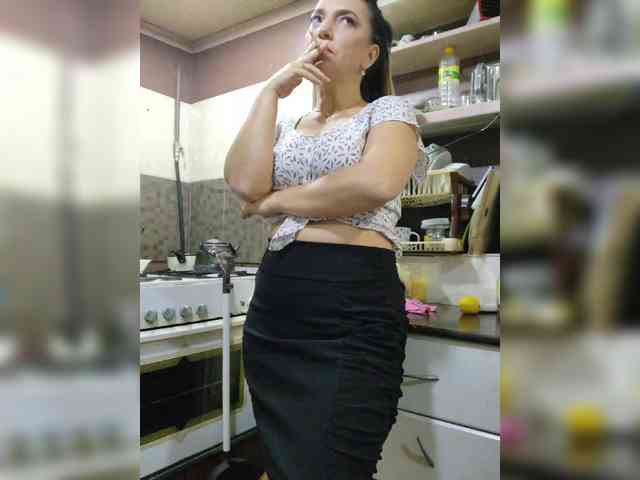 ProstoLolkaXXX webcam