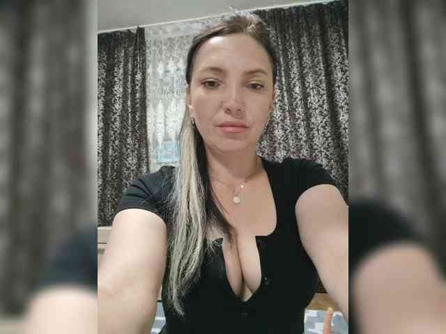 ProstoLolkaXXX webcam