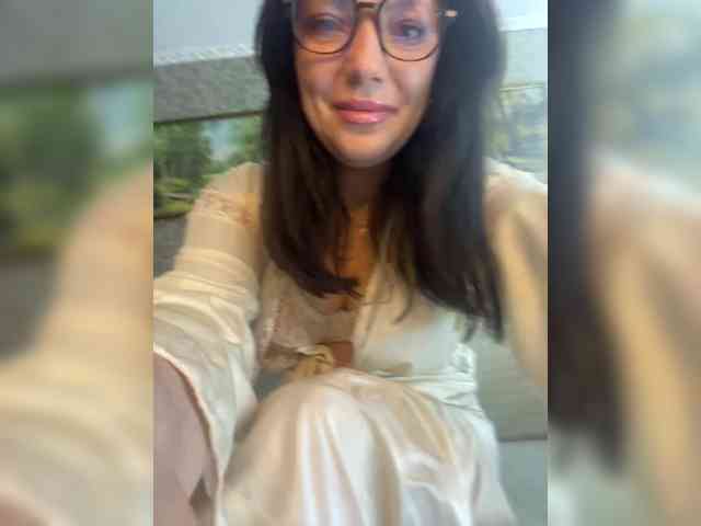 ProstoLolkaXXX webcam