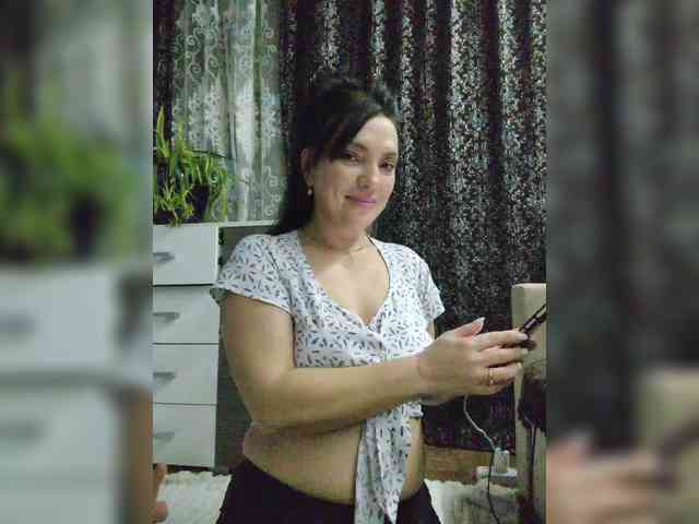 ProstoLolkaXXX webcam