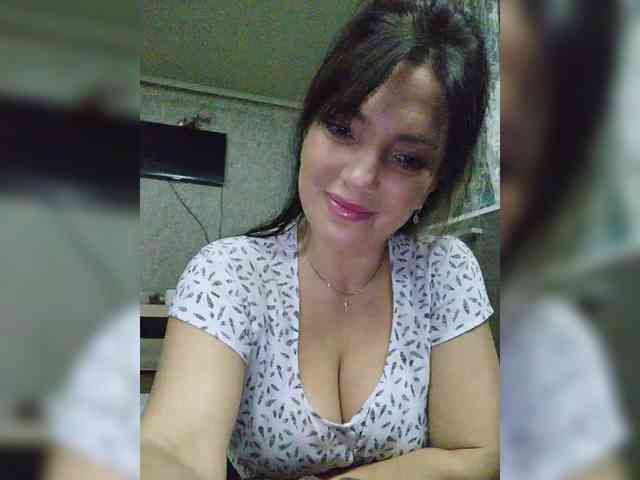 ProstoLolkaXXX webcam