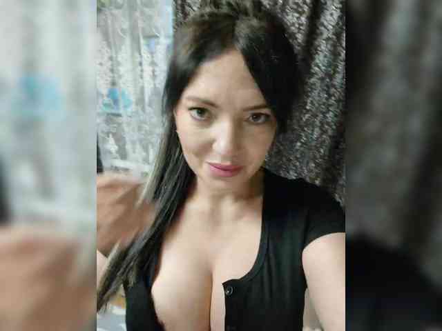 ProstoLolkaXXX webcam