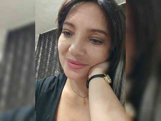 ProstoLolkaXXX webcam