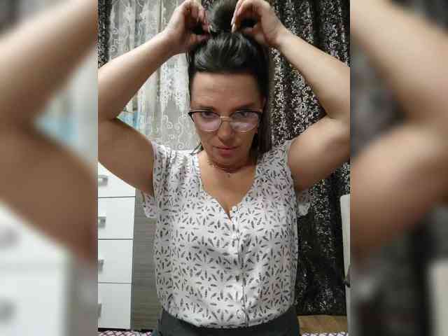 ProstoLolkaXXX webcam