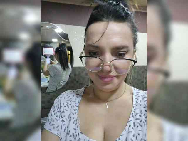 ProstoLolkaXXX webcam