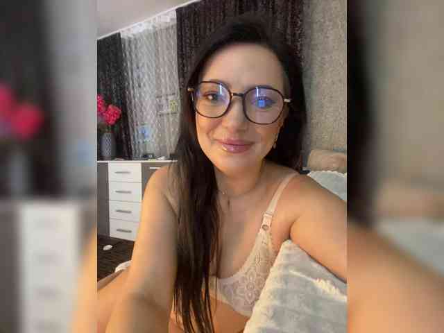 ProstoLolkaXXX webcam