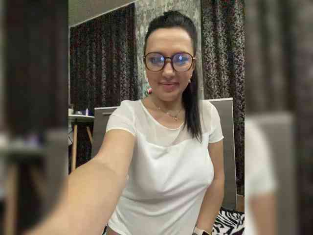 ProstoLolkaXXX webcam