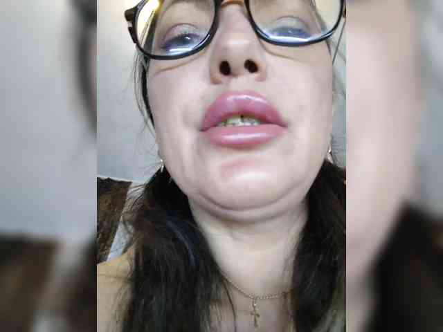 ProstoLolkaXXX webcam