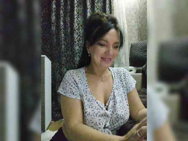 ProstoLolkaXXX webcam