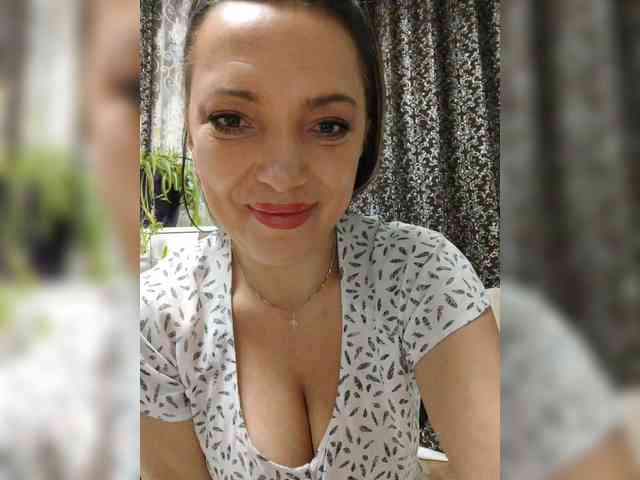 ProstoLolkaXXX webcam