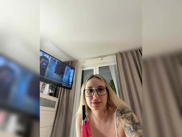 Miss-Fetish's BongaCams show and profile