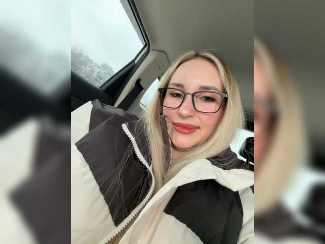 Miss-Fetish's BongaCams show and profile