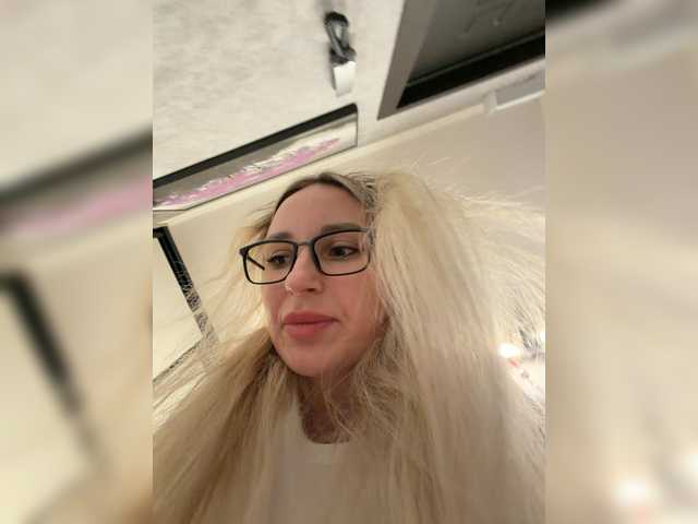 Miss-Fetish's BongaCams show and profile