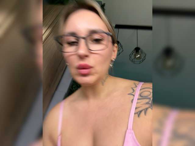  Miss-Fetish chat room