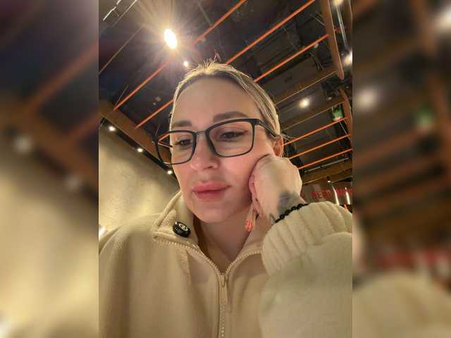 Miss-Fetish's BongaCams show and profile