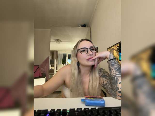 Miss-Fetish Nude Live Sex Shows