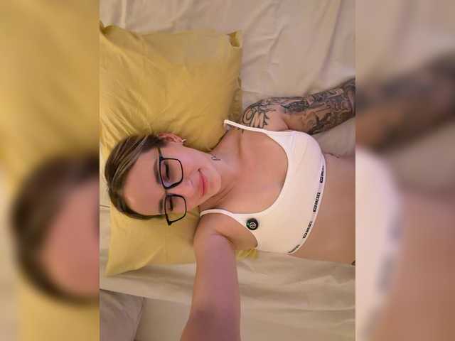 Miss-Fetish's BongaCams show and profile