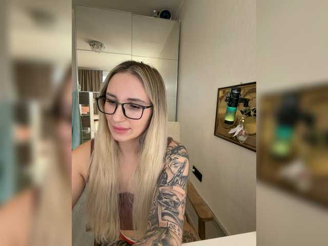 Miss-Fetish's BongaCams show and profile