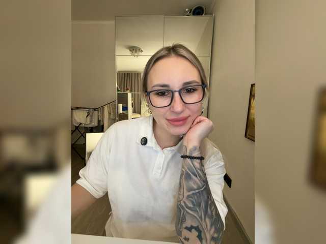 Miss-Fetish's BongaCams show and profile