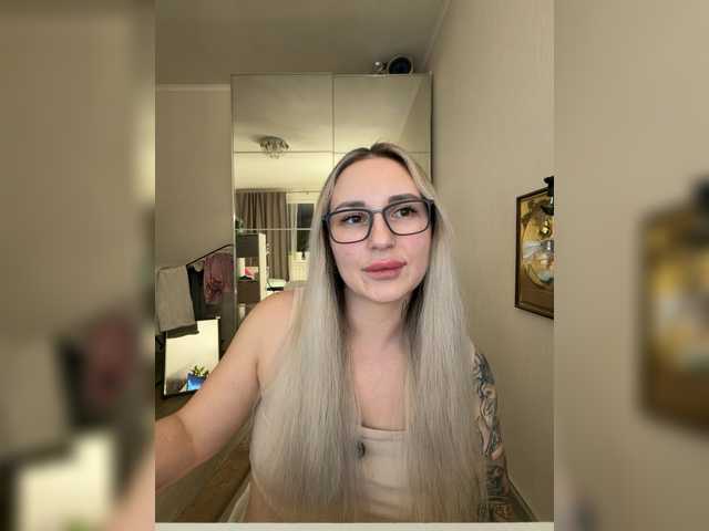 Miss-Fetish's BongaCams show and profile