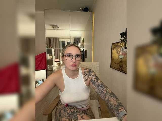 Miss-Fetish's BongaCams show and profile