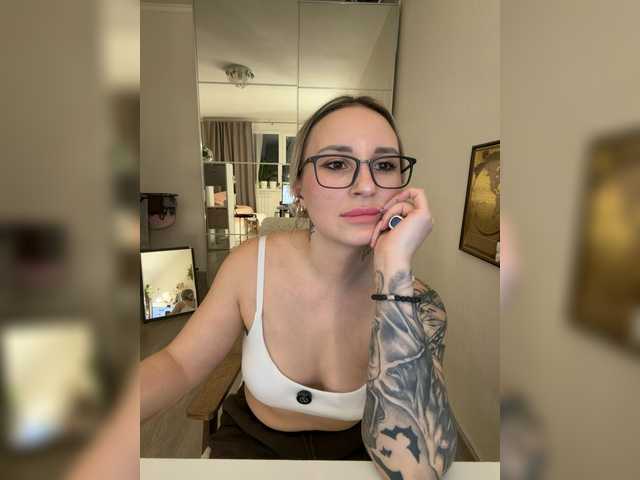 Miss-Fetish's BongaCams show and profile