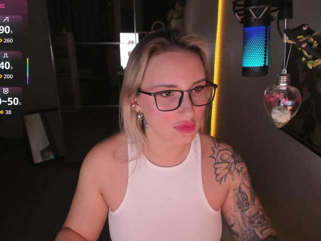  Miss-Fetish chat room