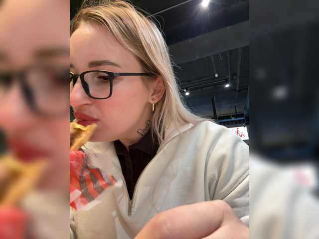  Miss-Fetish chat room