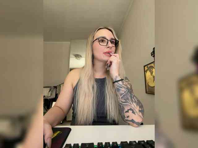 FetishTeacher webcam