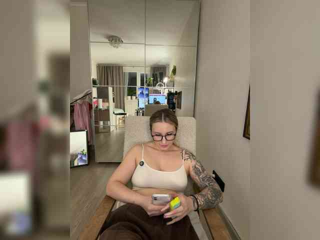 FetishTeacher webcam