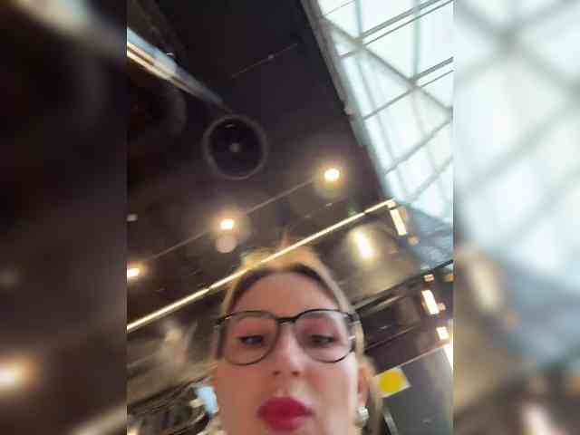 FetishTeacher webcam