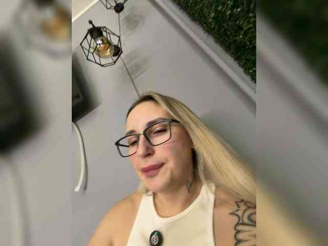 FetishTeacher webcam