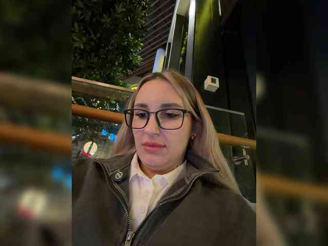 FetishTeacher webcam