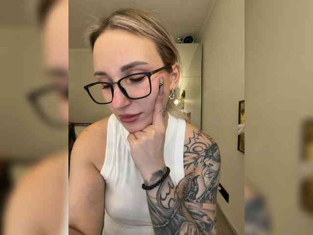 FetishTeacher webcam