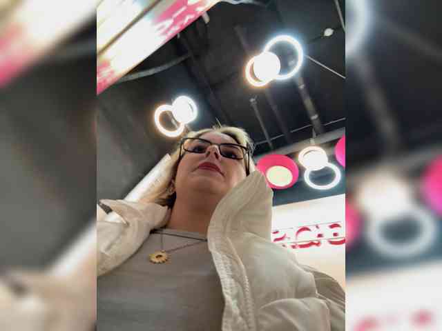 FetishTeacher webcam