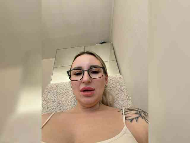 Miss-Fetish Miss-Fetish