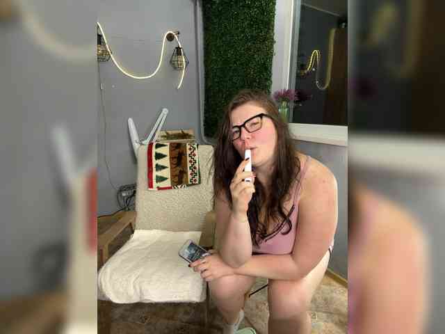 Miss-Fetish Live Webcam on {site_name}