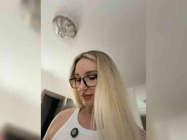 Miss-Fetish Miss-Fetish