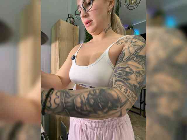 FetishTeacher webcam