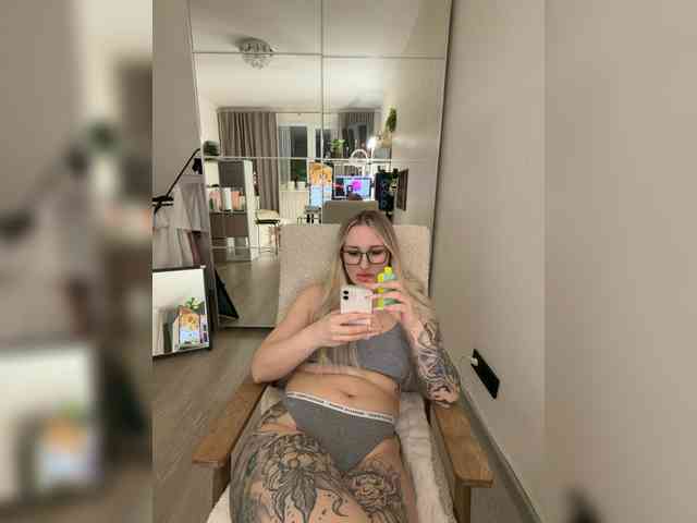 FetishTeacher webcam