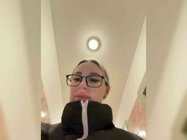 Miss-Fetish Miss-Fetish