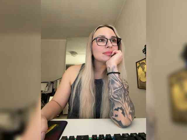 FetishTeacher webcam