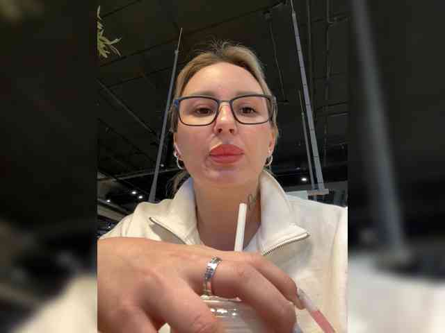 Miss-Fetish Miss-Fetish