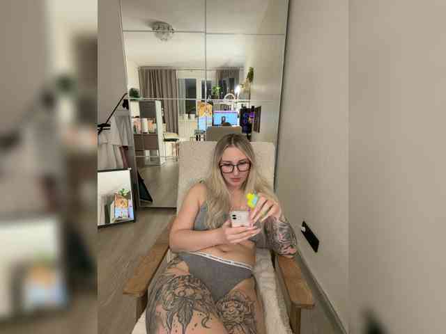 FetishTeacher webcam