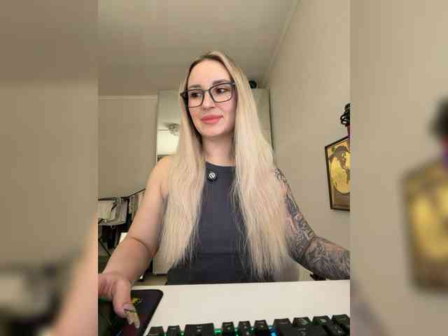 FetishTeacher webcam