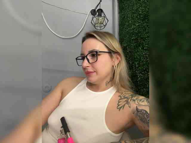 FetishTeacher webcam