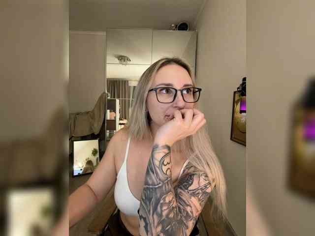 FetishTeacher webcam